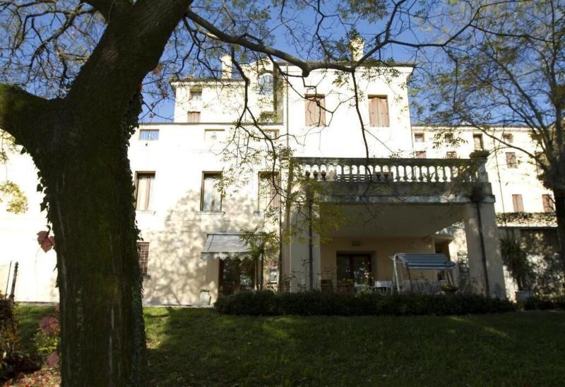 Hotel Villa Scalabrini - Genel