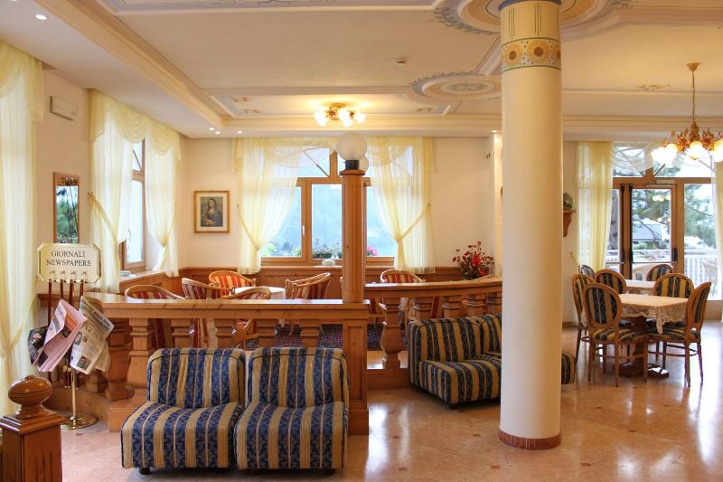 Hotel Europa - Lobi