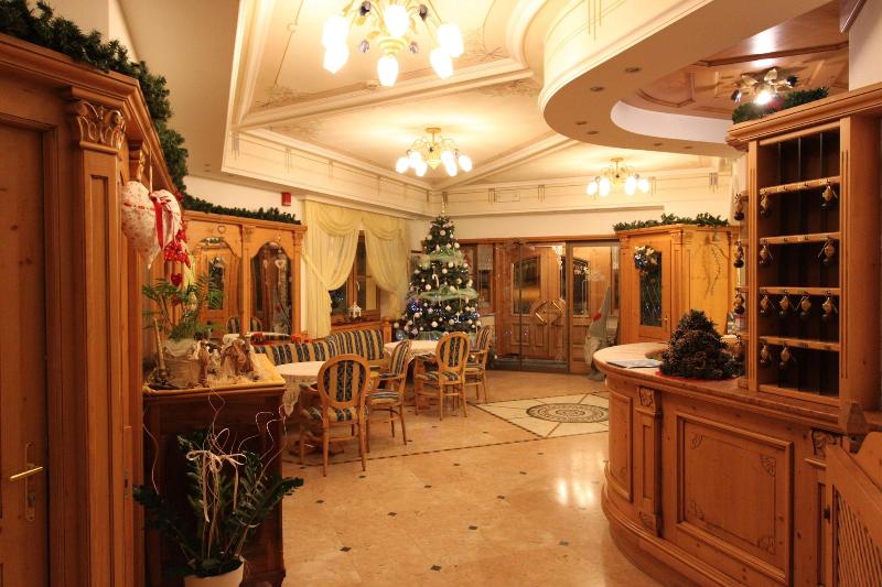 Hotel Europa - Lobi