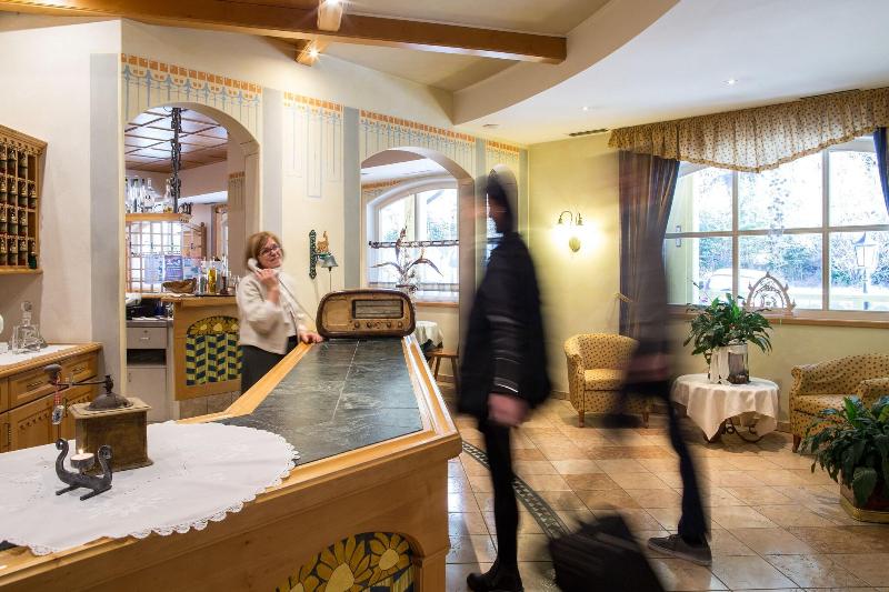 Hotel Erica - Lobi