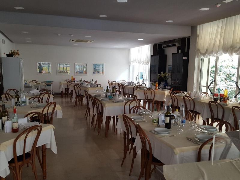 Hotel Saponi - Restoran