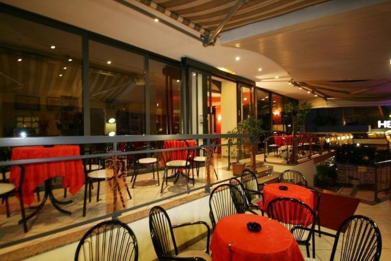 Hotel Dusseldorf - Restoran