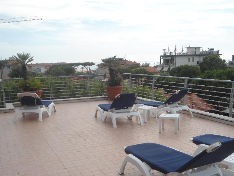 Hotel Maita - Teras
