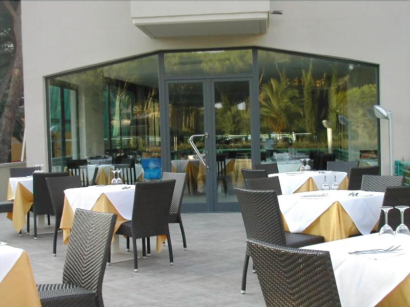 Hotel Flora - Restoran