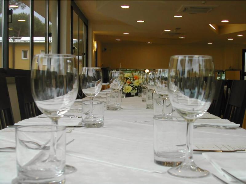 Hotel Flora - Restoran
