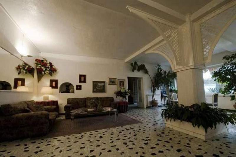 Hotel La Culla Del Lago - Lobi