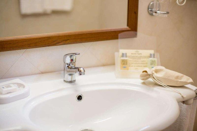I Calanchi Country Hotel & Resort - Oda