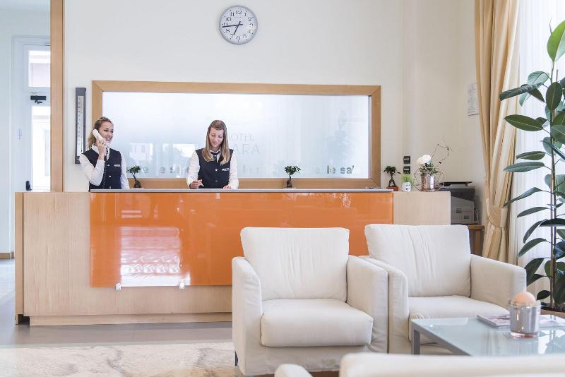 Hotel Mara - Lobi
