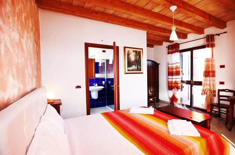La Casa Rossa Country House - Oda