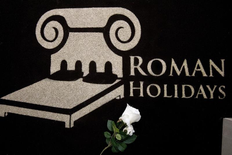 Roman Holidays Boutique Hotel - Lobi