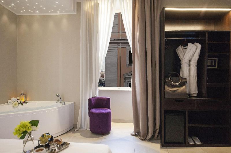 Roman Holidays Boutique Hotel - Oda