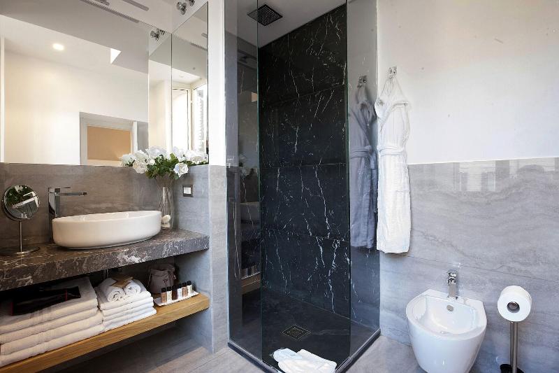 Roman Holidays Boutique Hotel - Oda