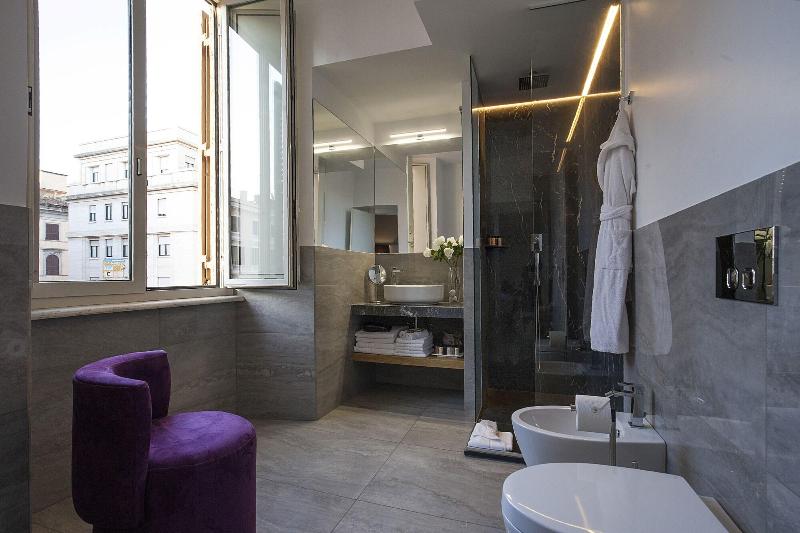 Roman Holidays Boutique Hotel - Oda