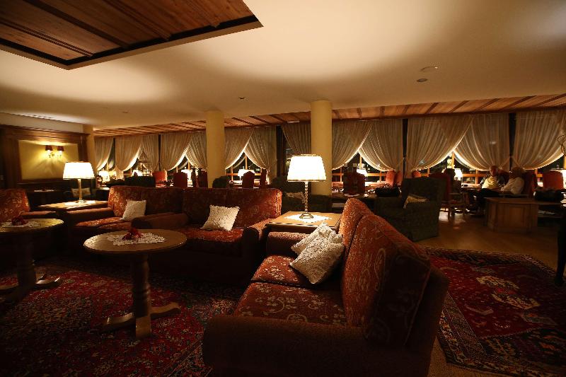 Alpen Suite Hotel - Bar