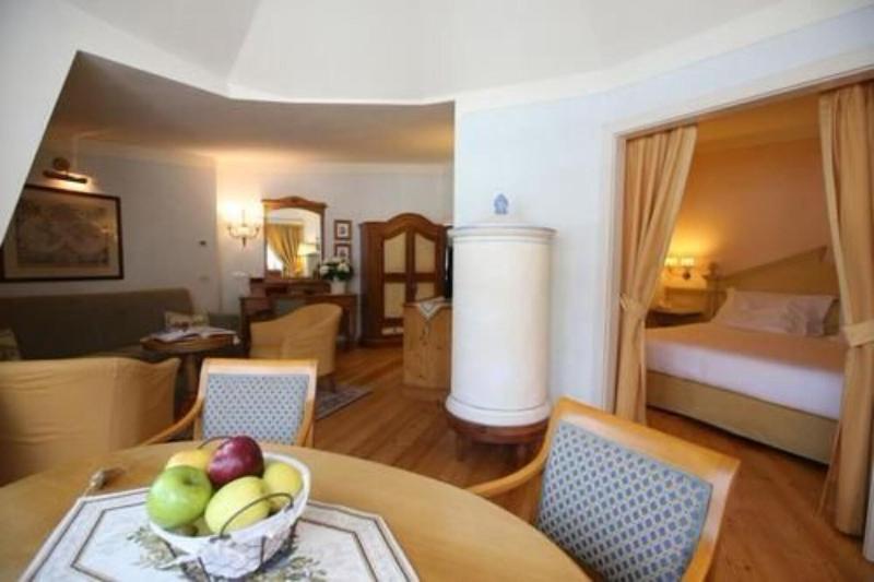 Alpen Suite Hotel - Oda