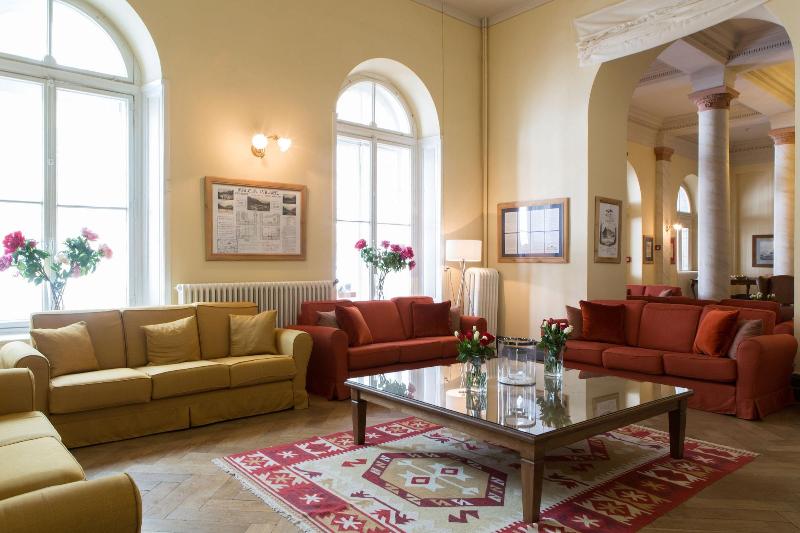 Maloja Palace - Lobi