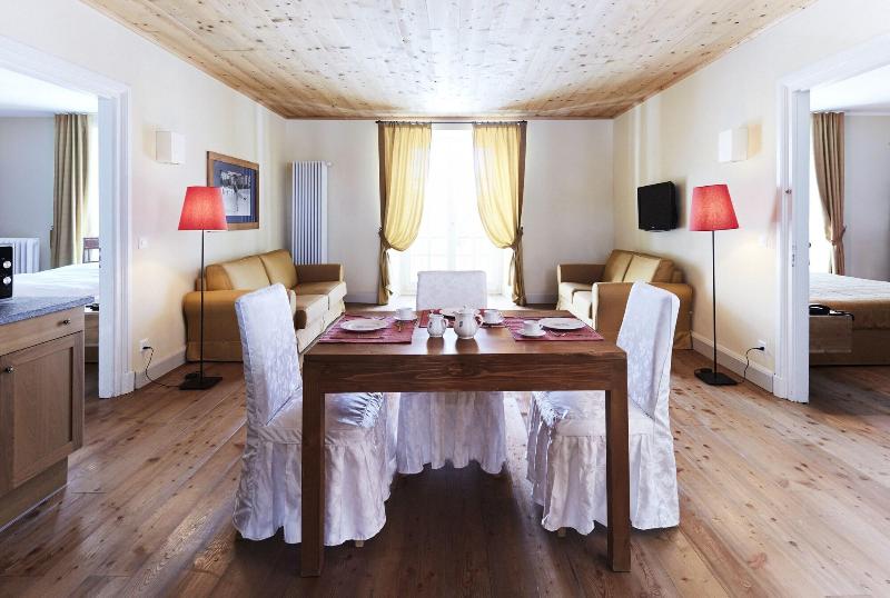 Maloja Palace - Oda