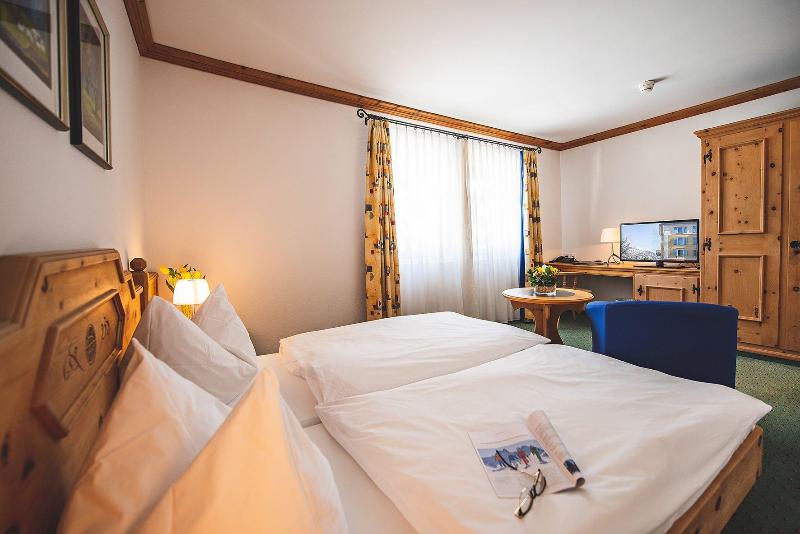Hotel Post - Oda