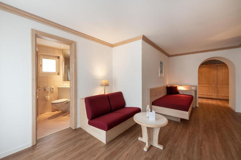 Hotel Post - Oda