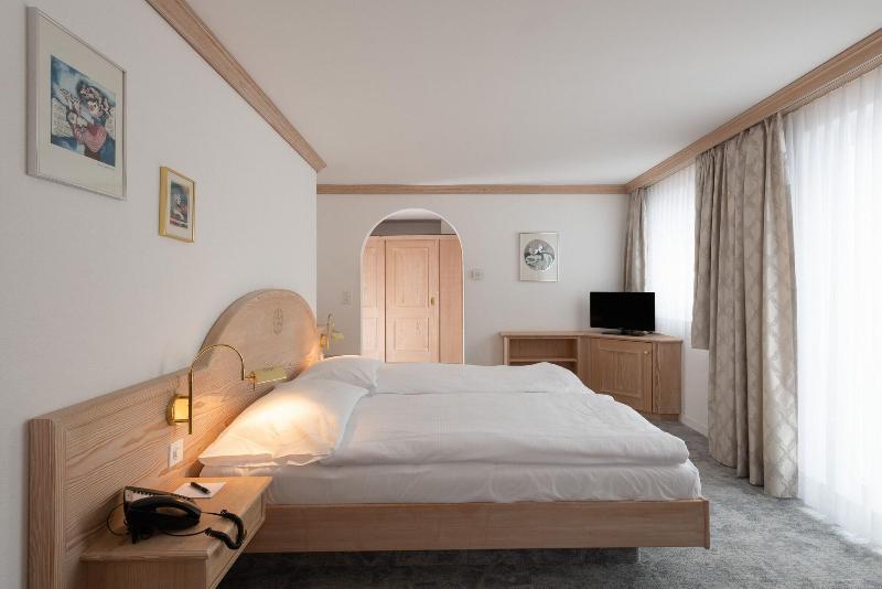 Hotel Post - Oda