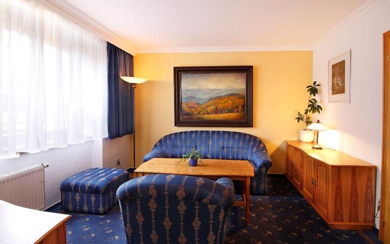 Agh Hotel - Oda