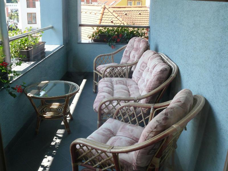 Agh Hotel - Oda