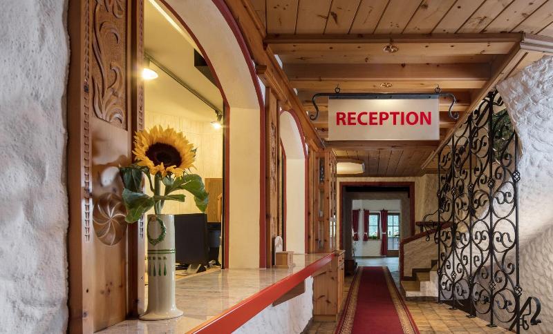 Hotel Höhlenstein - Lobi