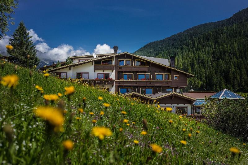 Hotel Höhlenstein - Genel