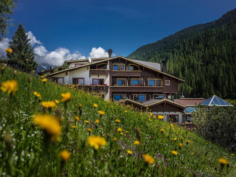 Hotel Höhlenstein - Genel