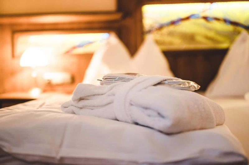 Cella Central Historic Boutique Hotel - Lobi