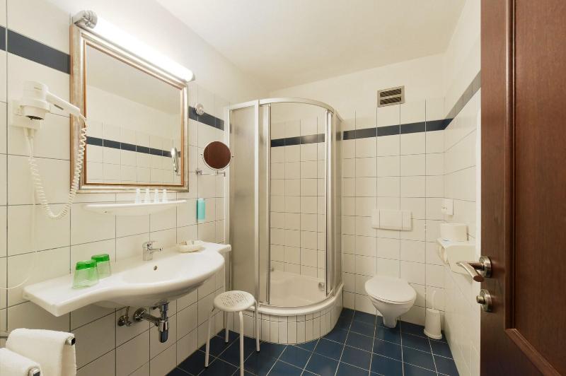 Cella Central Historic Boutique Hotel - Oda