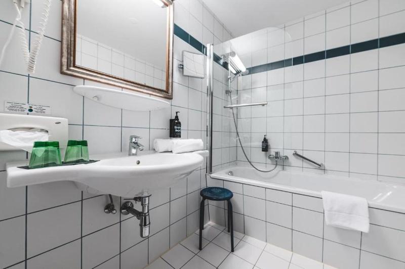 Cella Central Historic Boutique Hotel - Oda