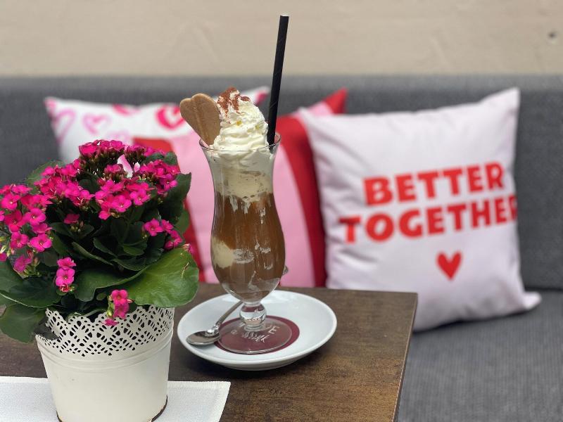 Cella Central Historic Boutique Hotel - Teras