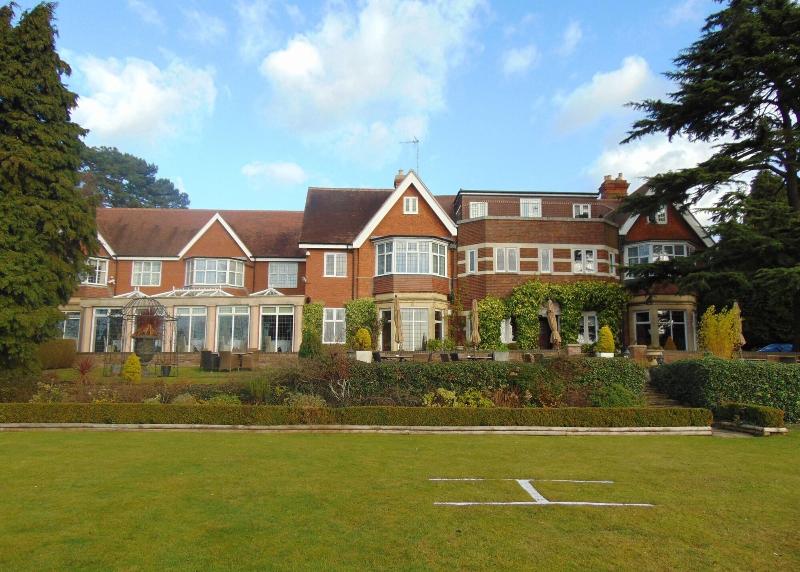 Nuthurst Grange Country House Hotel - Genel