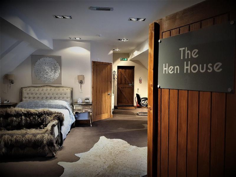 Nuthurst Grange Country House Hotel - Oda