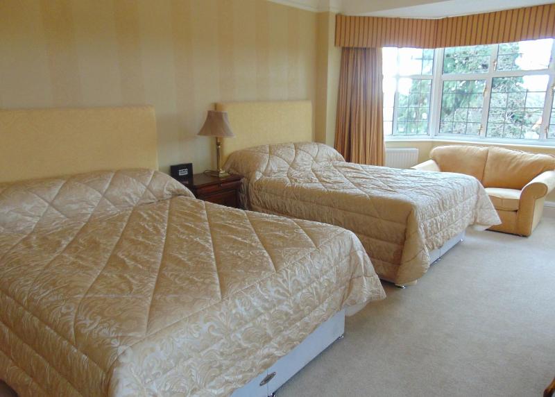 Nuthurst Grange Country House Hotel - Oda