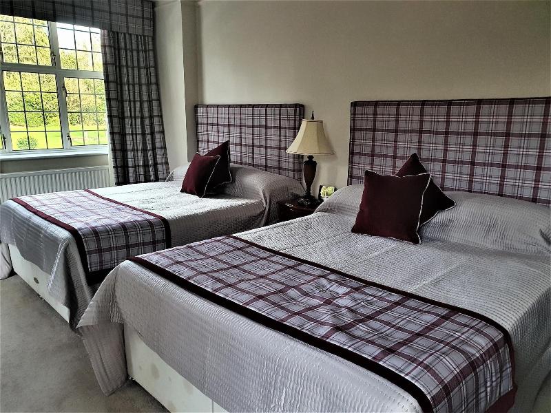 Nuthurst Grange Country House Hotel - Oda