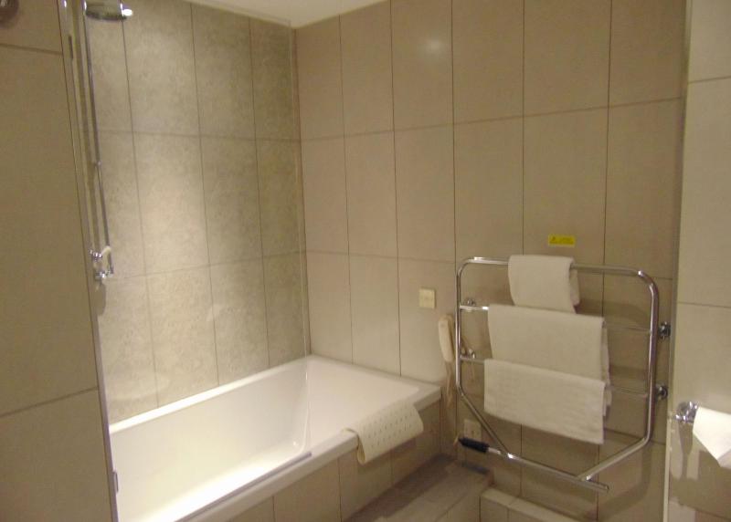 Nuthurst Grange Country House Hotel - Oda
