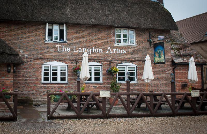 The Langton Arms - Genel