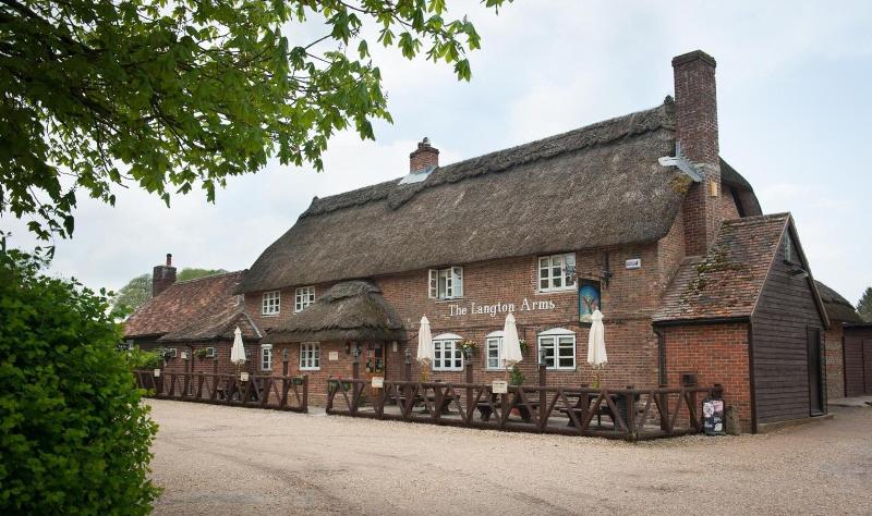 The Langton Arms - Genel