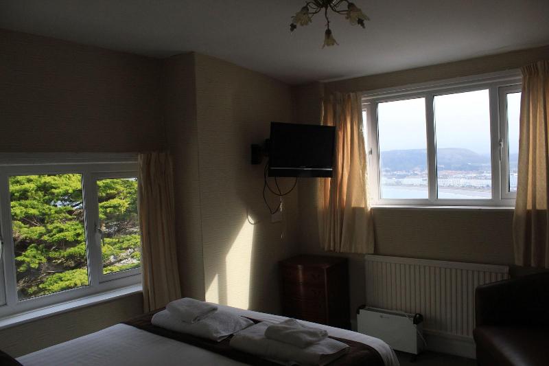 Headlands Hotel - Oda