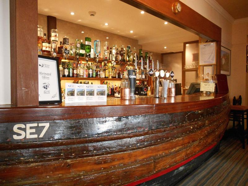 The Cottage Hotel - Bar