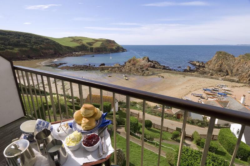 The Cottage Hotel - Genel