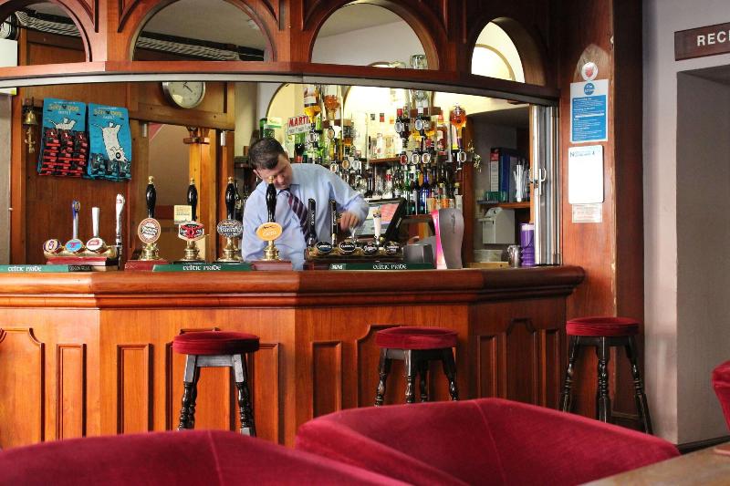 Old Kings Arms Hotel - Bar