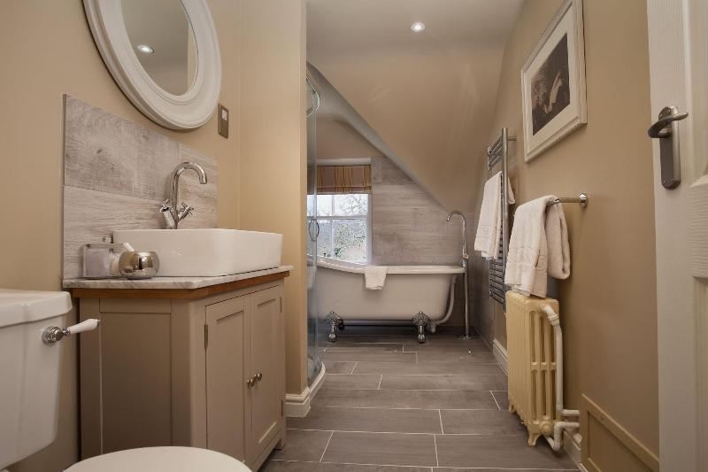 Mill End Hotel - Oda