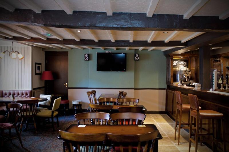 The White Lion Hotel - Bar