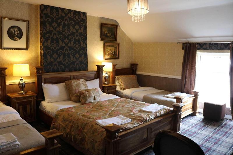 Schooner Hotel - Oda