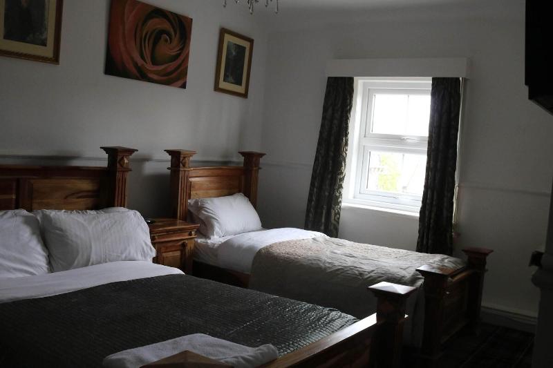 Schooner Hotel - Oda