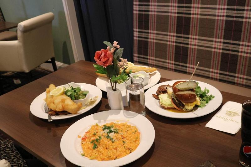 Schooner Hotel - Restoran