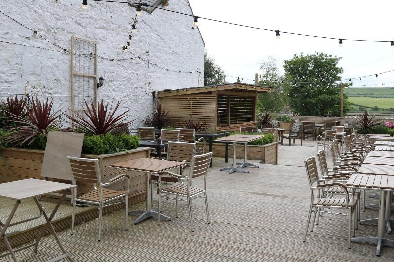 Schooner Hotel - Teras